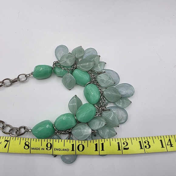 Womens Silver Tone Chain‎ Green White Beaded Acrylic Statement Bib Necklace 25" - Picture 5 of 7